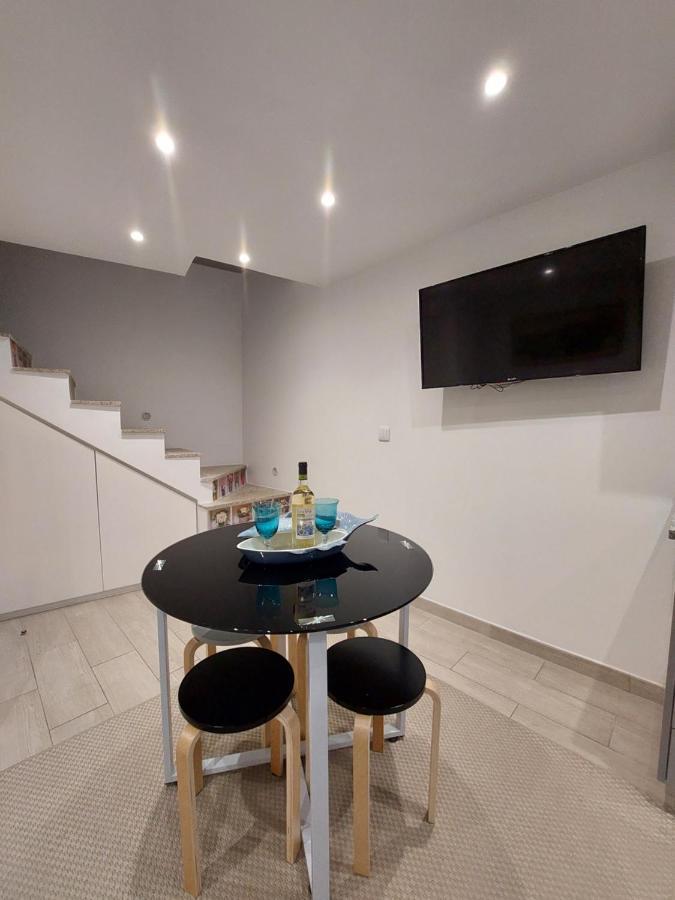 Alto Da Lapa Luxury House Free 1 Parking Place Porto Exterior photo