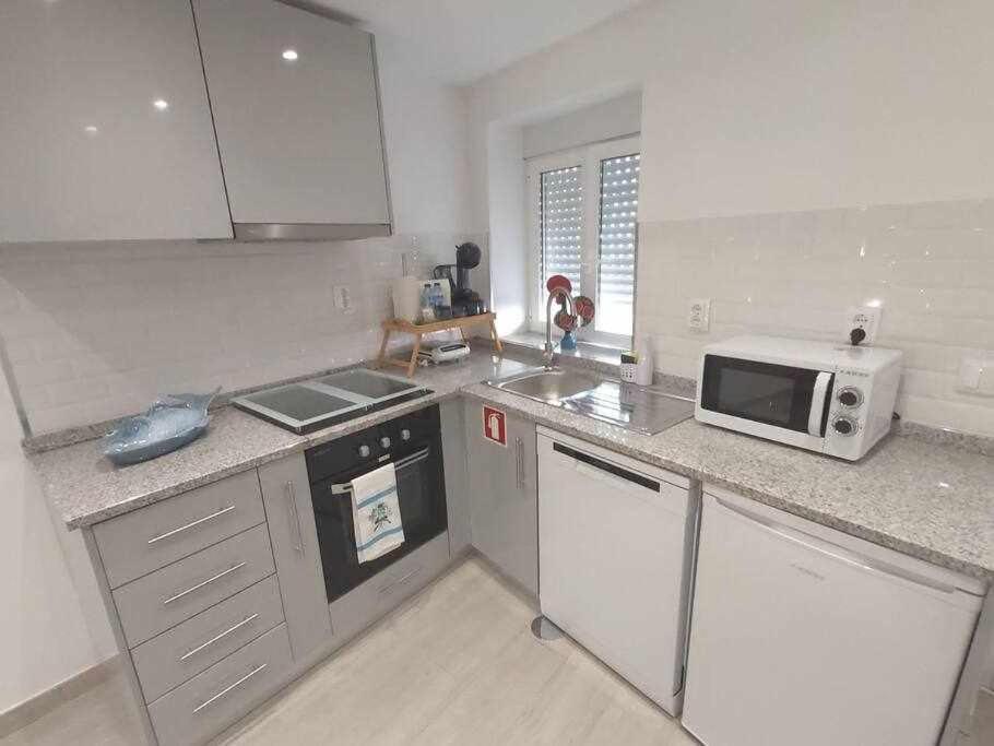 Alto Da Lapa Luxury House Free 1 Parking Place Porto Exterior photo